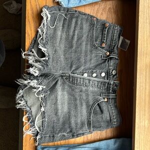 Levis shorts excellent condition
